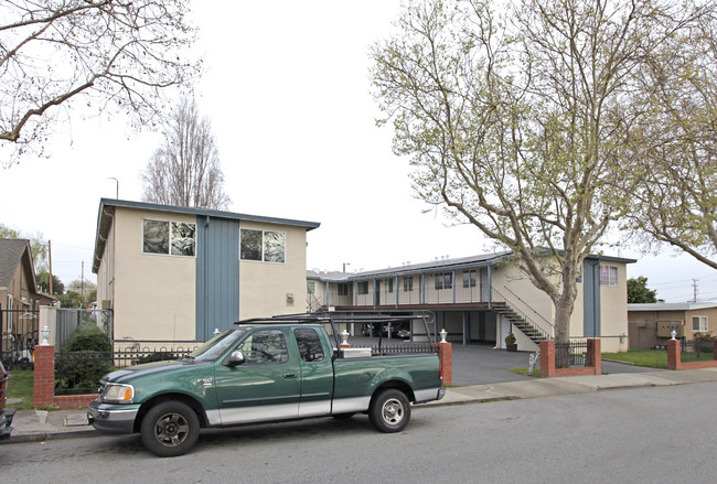 1157-1161 Willow Rd in Menlo Park, CA - Building Photo - Building Photo