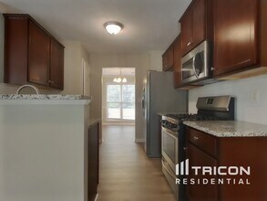1471 Pine Springs Dr NW in Kennesaw, GA - Building Photo - Building Photo