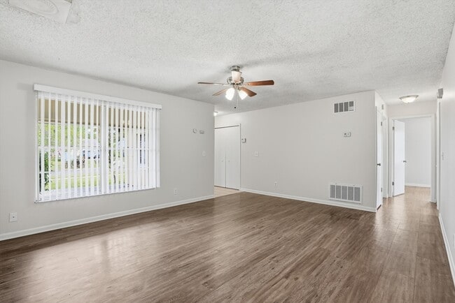 8362 Kipling Ct in Jacksonville, FL - Building Photo - Building Photo