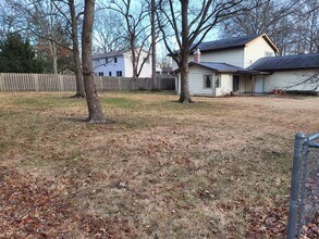 1305 Whitney Ln in Rolla, MO - Building Photo - Building Photo