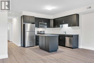 168 Rochefort St. in Kitchener, ON - Building Photo - Building Photo