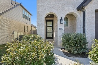 10833 Coppola, Unit Basement in San Antonio, TX - Building Photo - Building Photo