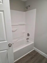 101 N Locust St in Oak Harbor, OH - Building Photo - Building Photo