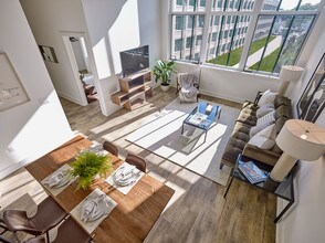 Edison Lofts in West Orange, NJ - Foto de edificio - Building Photo