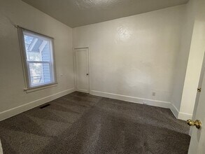 1107 N Walnut St in Colorado Springs, CO - Building Photo - Building Photo