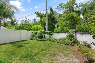 201 Mariners Cir in St. Simons Island, GA - Building Photo - Building Photo