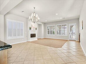 3255 Birchwood Park Cir in Las Vegas, NV - Building Photo - Building Photo