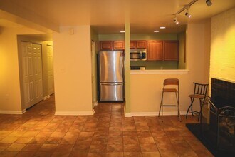 1535 9th St NW, Unit B in Washington, DC - Building Photo - Building Photo