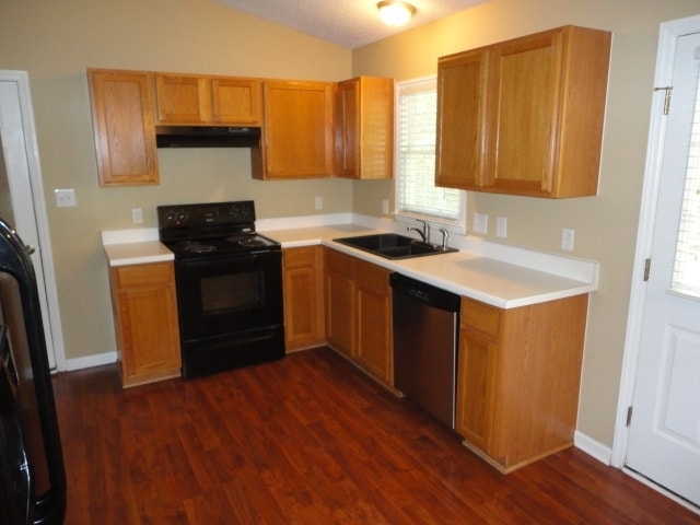 933 Magnolia Ridge Way in Fuquay Varina, NC - Foto de edificio - Building Photo