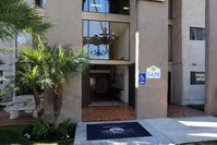 Building Photo - Villa Del Sol Apartamentos in San Diego, California