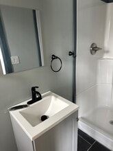 530 Main St, Unit 207 in Niagara Falls, NY - Building Photo - Building Photo