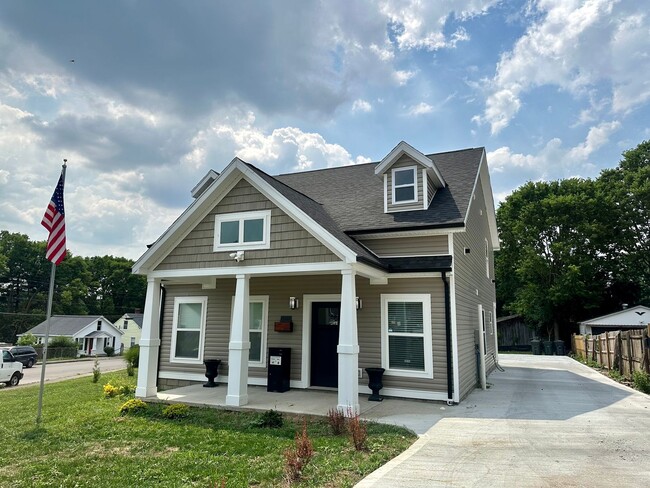 property at 522 Addison Ave