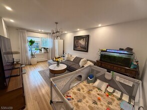 18 Aubrey St in Summit, NJ - Building Photo - Building Photo