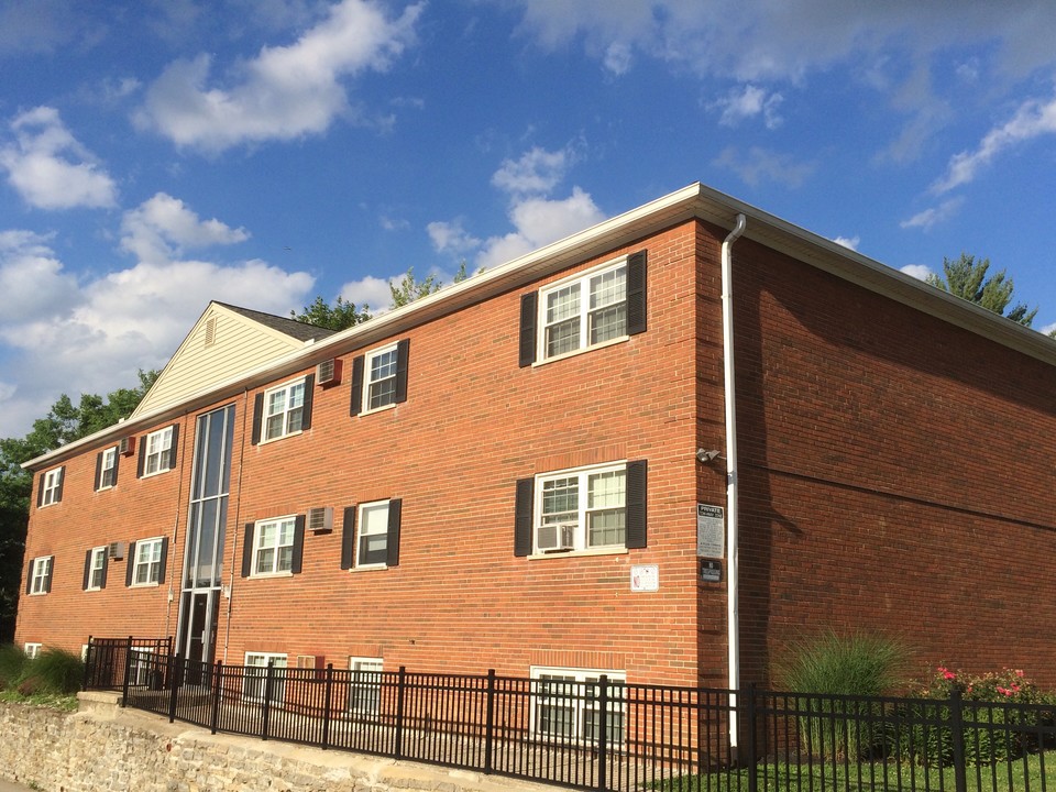 Homevilla Apartments in Milford, OH - Foto de edificio