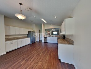 3071 Bent Bow Ln in Middleburg, FL - Building Photo - Building Photo