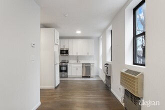 164 Orchard St in New York, NY - Building Photo - Building Photo