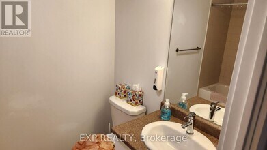 1346 Danforth Rd in Toronto, ON - Building Photo - Building Photo