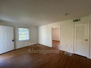 512 Burlington Ave in Durham, NC - Building Photo - Building Photo