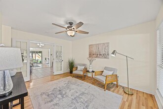 3205 Whites Dr in Austin, TX - Building Photo - Building Photo