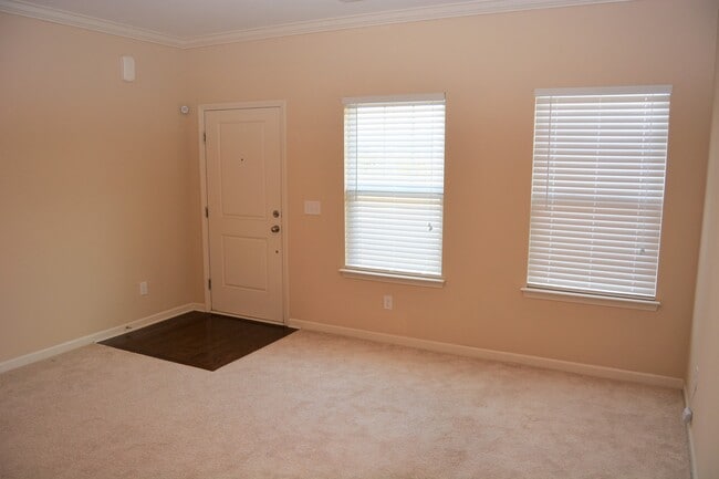 5212 Prosperity Church Rd in Charlotte, NC - Building Photo - Building Photo