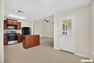 2331 Golden Brandy Ln in Rosenberg, TX - Foto de edificio - Building Photo