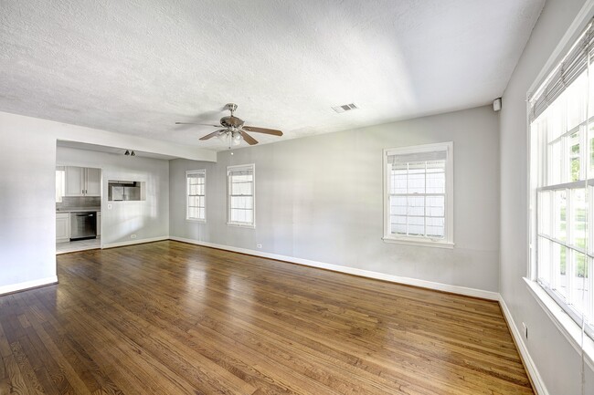 property at 4909 Cedar St