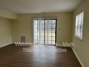 215 Bridgefield Pl in Durham, NC - Building Photo - Building Photo