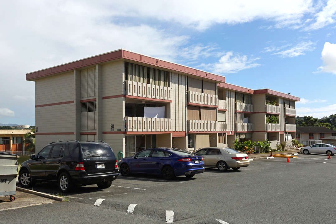 Makalapa Manor Apartments in Aiea, HI - Building Photo