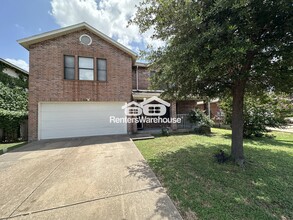 1305 Bradbury Ln in Austin, TX - Building Photo - Building Photo
