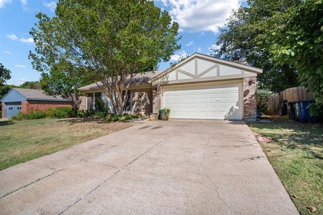 719 Heatherwood Dr in Grapevine, TX - Foto de edificio - Building Photo