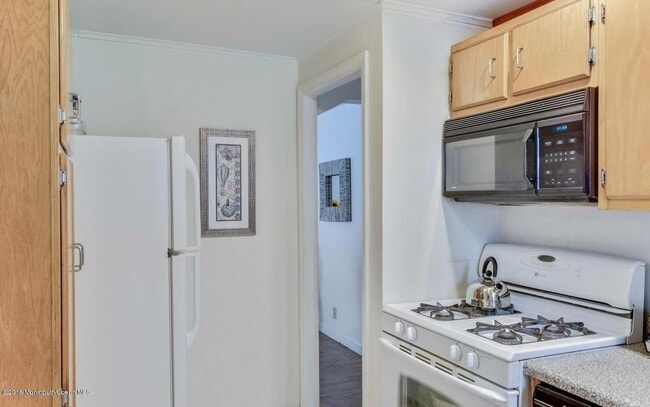 660 Ocean Ave in Long Branch, NJ - Building Photo - Building Photo