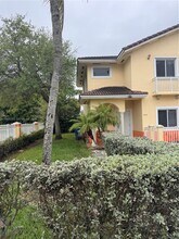 7400 NW 178th St in Hialeah, FL - Building Photo - Building Photo