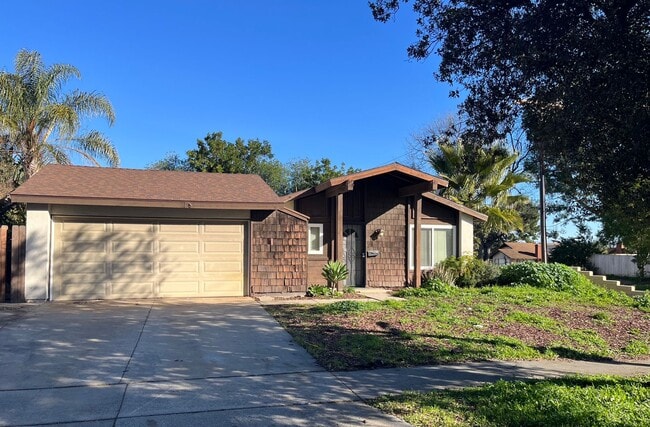 property at 901 W Crestview St