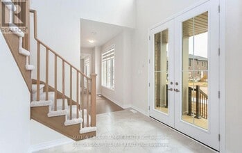 250 Newman Dr in Cambridge, ON - Building Photo - Building Photo