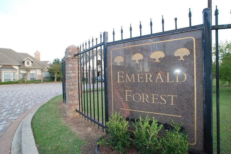 350 Emerald Forest Blvd in Covington, LA - Building Photo