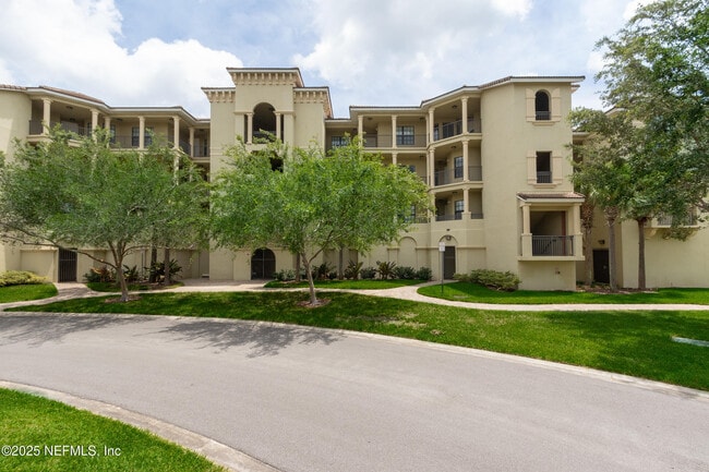 property at 220 Paseo Terraza