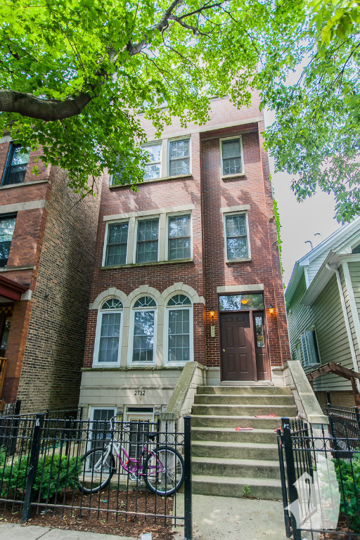property at 2732 N Wayne Ave