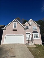 914 Peel Castle Ln in Austell, GA - Foto de edificio - Building Photo