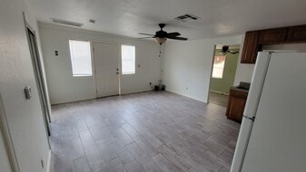 2914 Copper Ave, Unit 2914 Copper-B in El Paso, TX - Building Photo