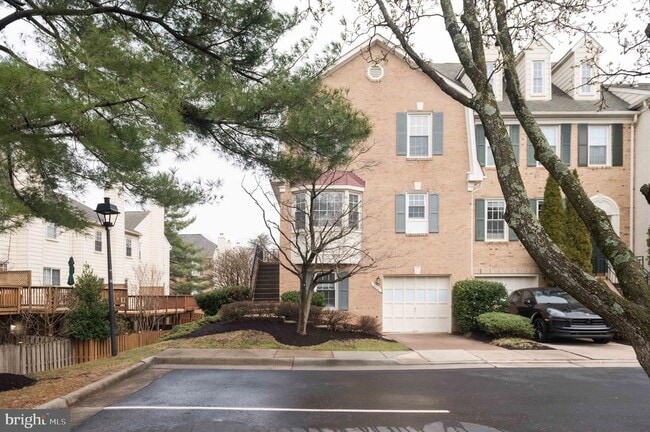 property at 8016 Merry Oaks Ln