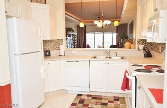 7818 Great Heron Way in Naples, FL - Building Photo - Building Photo