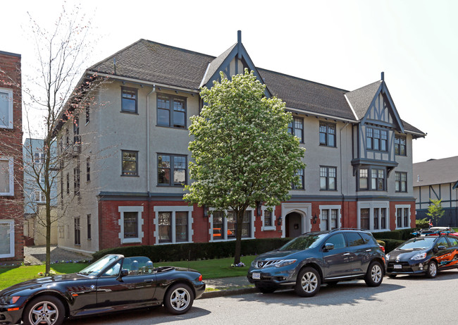 The Mount Royal in Vancouver, BC - Building Photo - Building Photo