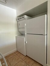 2530 W 67th Pl in Hialeah, FL - Building Photo - Building Photo