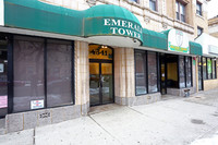 Emerald Tower in Chicago, IL - Foto de edificio - Building Photo