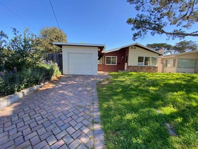 property at 674 Oak St