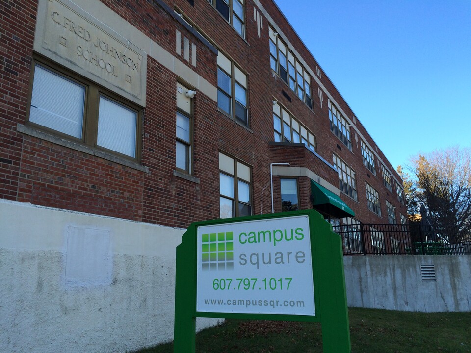 Campus Square in Johnson City, NY - Building Photo