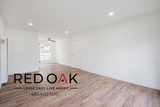 3370 W 83rd St in Inglewood, CA - Building Photo - Building Photo