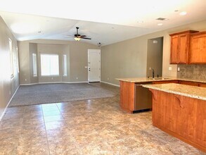 4032 Wood Creek Ct in Merced, CA - Building Photo - Building Photo