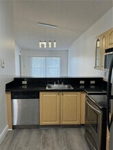 9977 Nob Hill Ln in Sunrise, FL - Building Photo - Building Photo