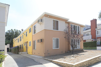 442-446 Kelton Ave in Los Angeles, CA - Building Photo - Building Photo